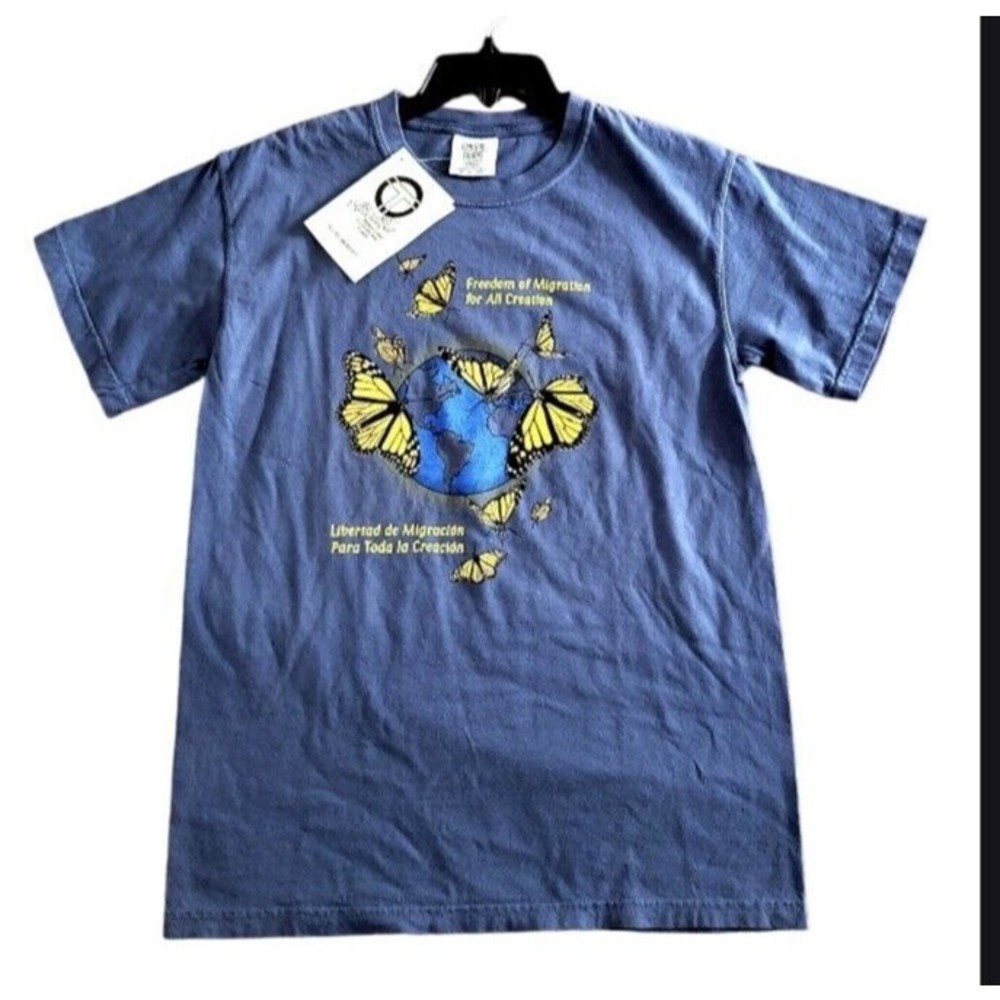 Monarch Butterfly Small Shirt Wildlife Freedom of Migration Immigration Tee, USA